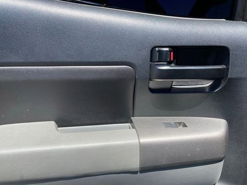 Used 2012 Toyota Tundra 2WD Double Cab w/ SR5 Pkg image 11