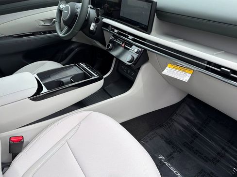 New 2026 Hyundai Tucson Limited AWD/4WD image 14