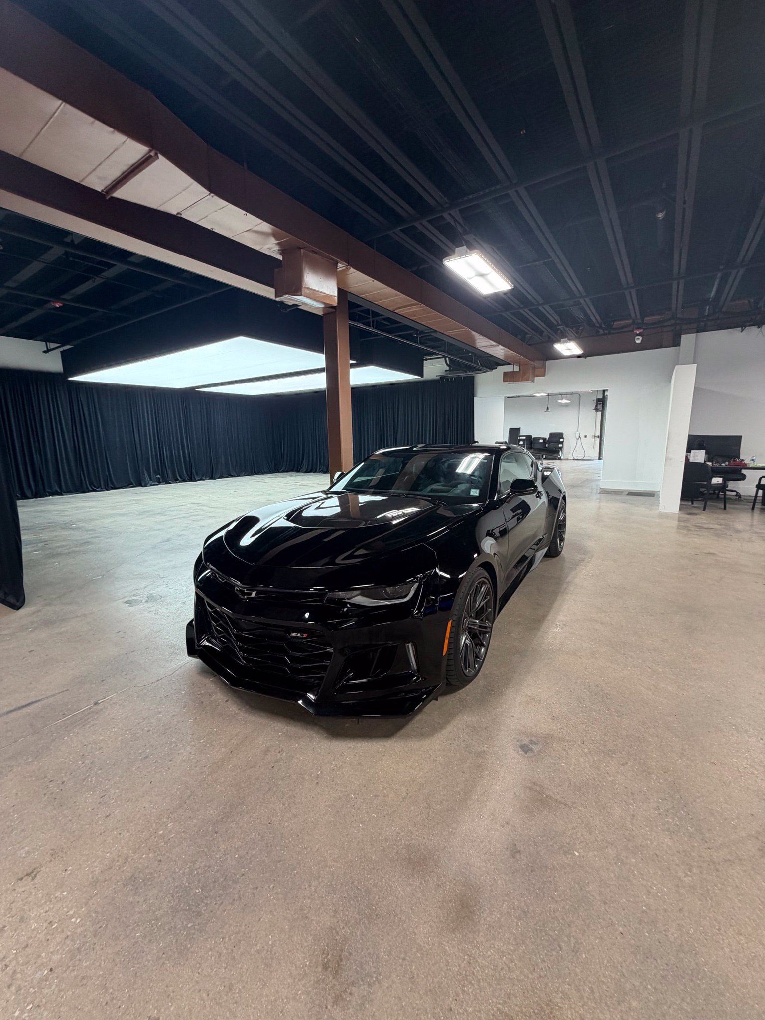 Used 2021 Chevrolet Camaro ZL1 RWD image 1