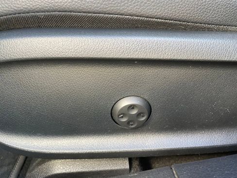 Used 2022 Mercedes-Benz A 220 4MATIC image 10