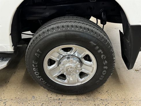 Used 2020 RAM 2500 Big Horn AWD/4WD image 9