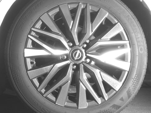 Used 2025 Nissan Altima 2.5 SV FWD image 14