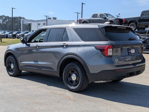 New 2025 Ford Explorer 4WD Police Interceptor image 7