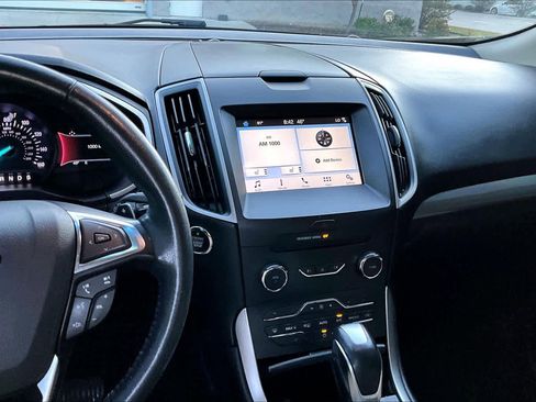 Used 2018 Ford Edge SEL w/ Equipment Group 201A image 6