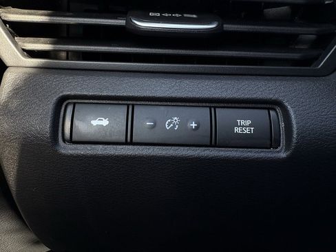 Used 2024 Nissan Altima 2.5 SR image 13