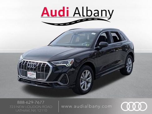 Used 2023 Audi Q3 2.0T Premium w/ Convenience Package image 1