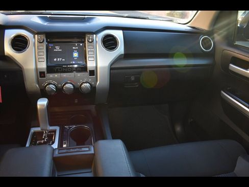 Used 2016 Toyota Tundra SR5 w/ SR5 Upgrade Package image 32