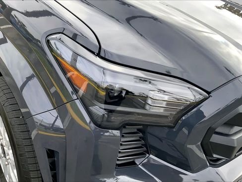New 2026 Toyota Tacoma SR5 RWD image 13