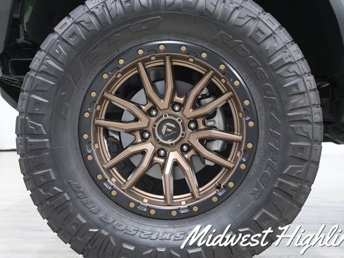 Used 2024 Ford Bronco Badlands AWD/4WD image 15
