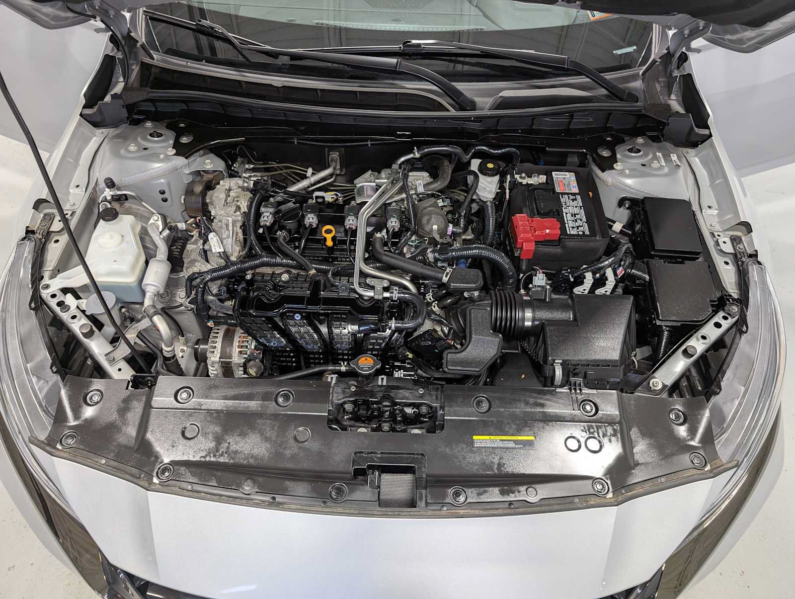 Used 2023 Nissan Altima 2.5 SR AWD/4WD image 14