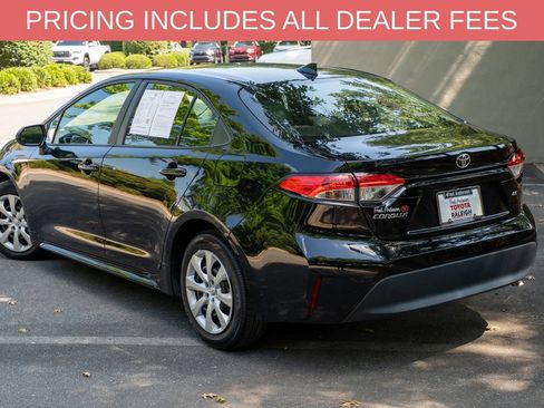 Certified 2025 Toyota Corolla LE FWD image 3