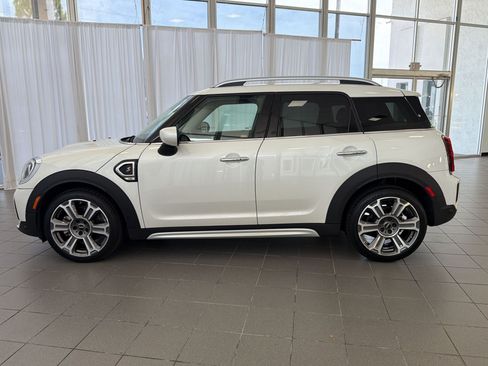 Used 2023 MINI Cooper Countryman S FWD image 2