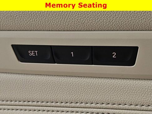 Used 2022 BMW 530i xDrive w/ Convenience Package image 30