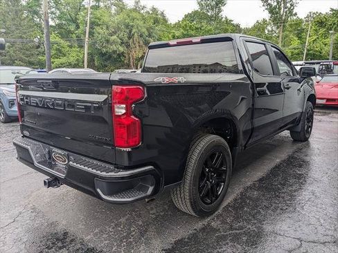Used 2023 Chevrolet Silverado 1500 Custom w/ LPO, Dark Essentials Package AWD/4WD image 5