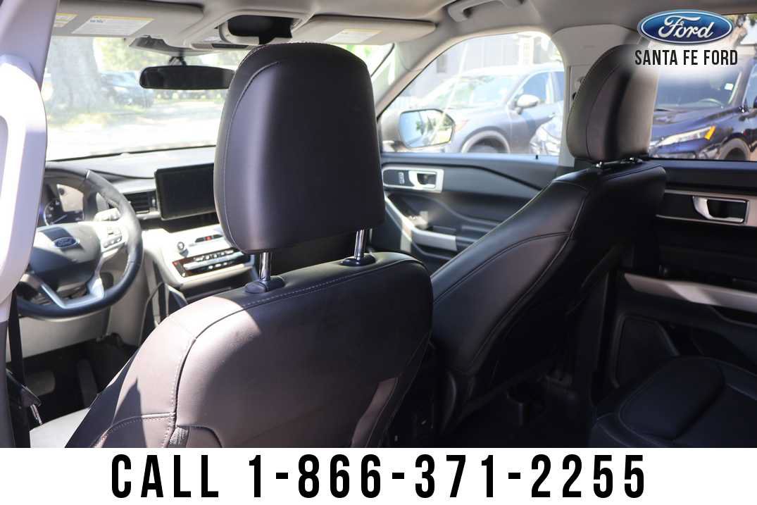 Used 2024 Ford Explorer XLT w/ Equipment Group 202A AWD/4WD image 24