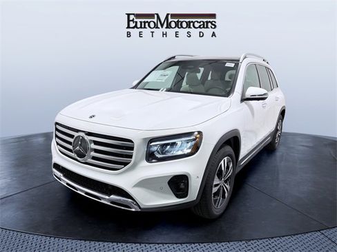 New 2026 Mercedes-Benz GLB 250 4MATIC image 1