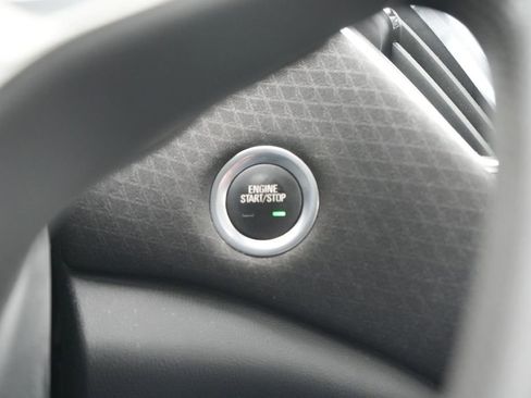 Used 2020 Chevrolet Malibu LT w/ Redline Edition image 29