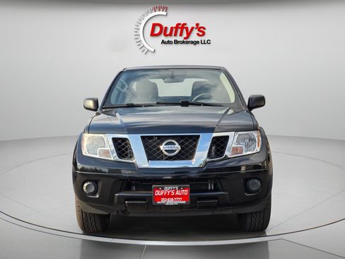 Used 2019 Nissan Frontier SV AWD/4WD image 12