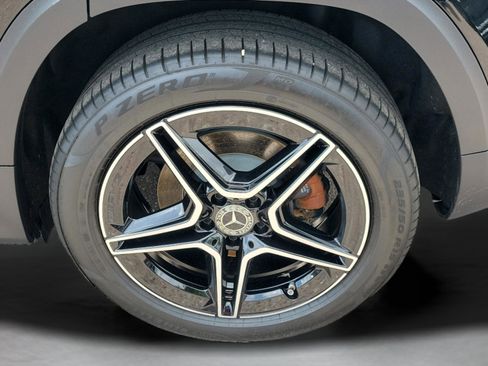 Certified 2024 Mercedes-Benz GLB 250 image 28