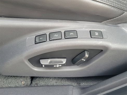 Used 2014 Volvo S60 T5 image 17