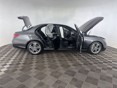 Used 2023 Mercedes-Benz E 350 4MATIC Sedan image 14