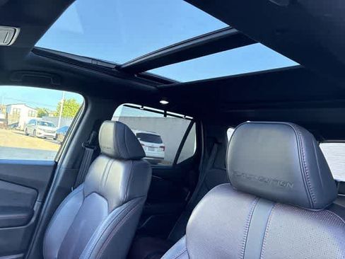 Certified 2025 Honda Pilot Black Edition image 20