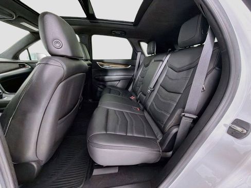 Used 2018 Cadillac XT5 Platinum w/ Driver Assist Package AWD/4WD image 25