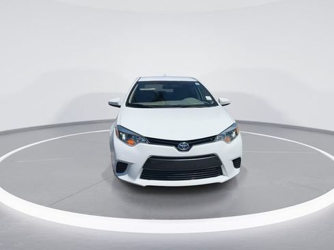 Used 2016 Toyota Corolla LE FWD image 3