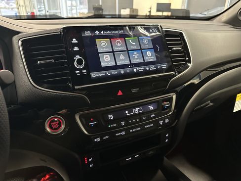 New 2026 Honda Ridgeline Black Edition image 12