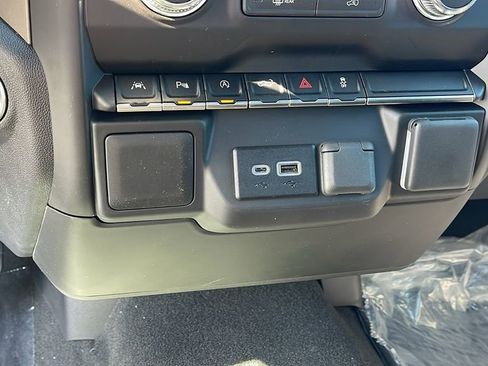 New 2026 GMC Sierra 1500 Pro w/ Pro Value Package image 14