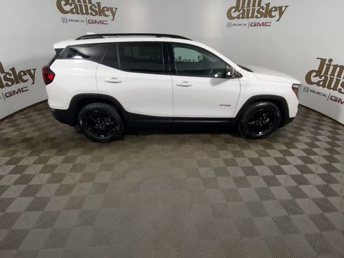 Certified 2024 GMC Terrain AT4 w/ Infotainment Package II AWD/4WD image 9