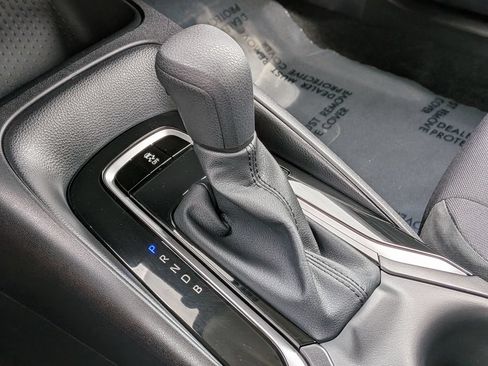 Used 2026 Toyota Corolla LE FWD image 24