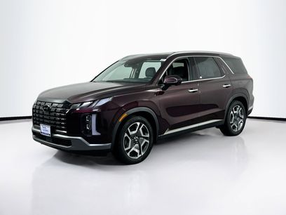 Used 2023 Hyundai Palisade Limited w/ Winter Package