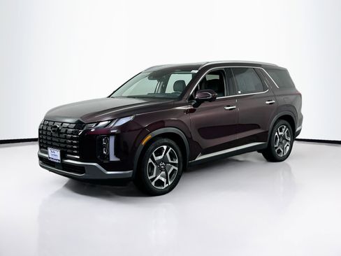 Used 2023 Hyundai Palisade Limited w/ Winter Package image 1