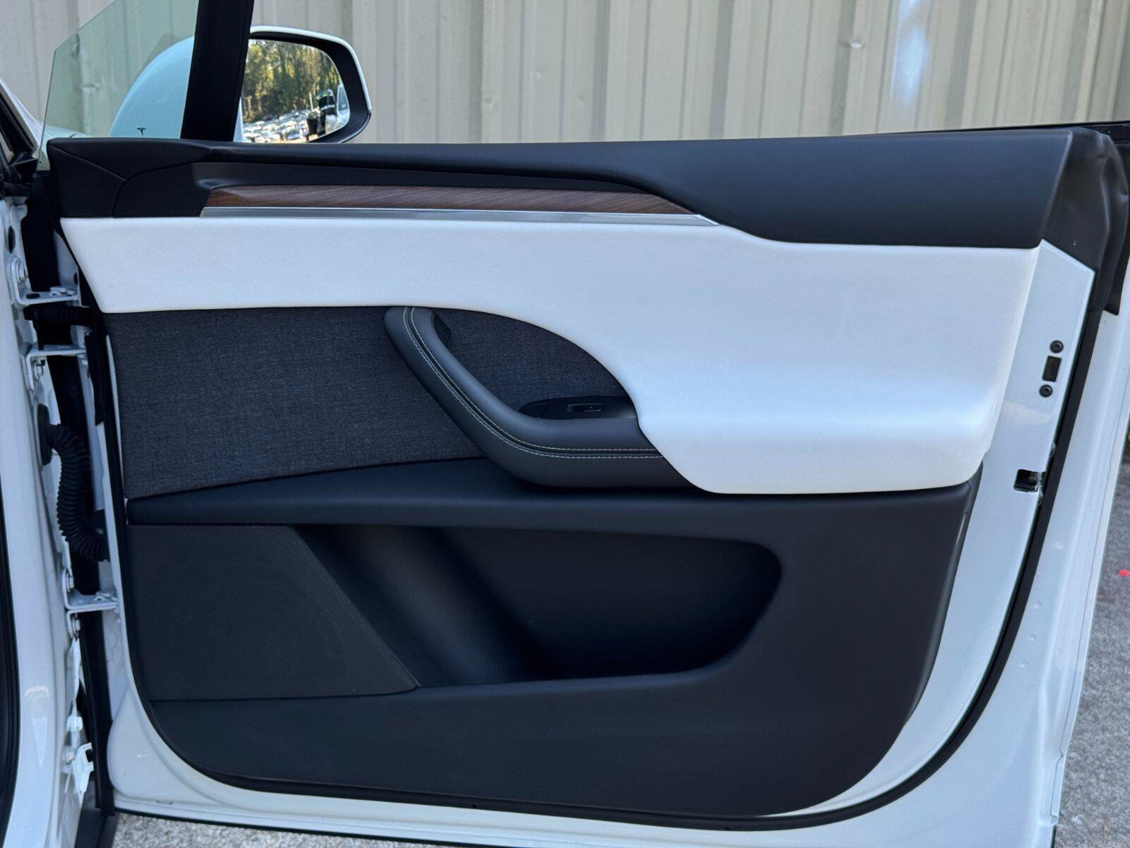 Used 2022 Tesla Model X AWD/4WD image 48