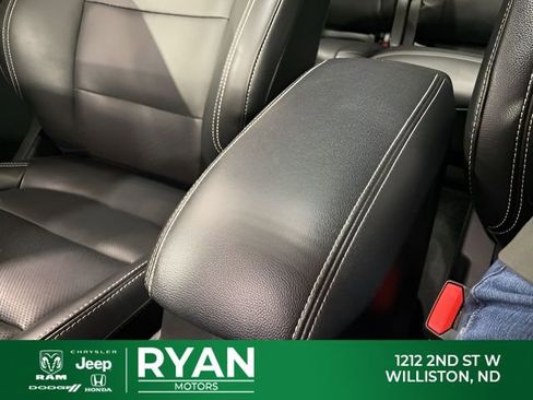 Used 2022 Ford Escape SEL image 24