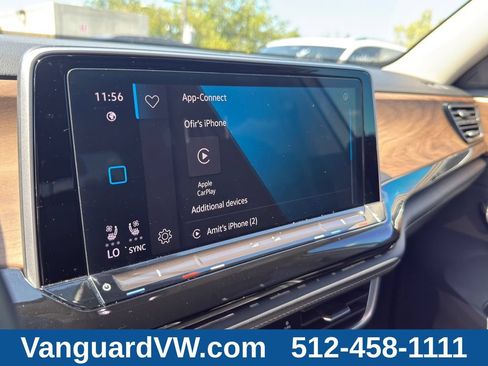 Used 2024 Volkswagen Atlas SE w/ Black Wheel Package FWD image 16