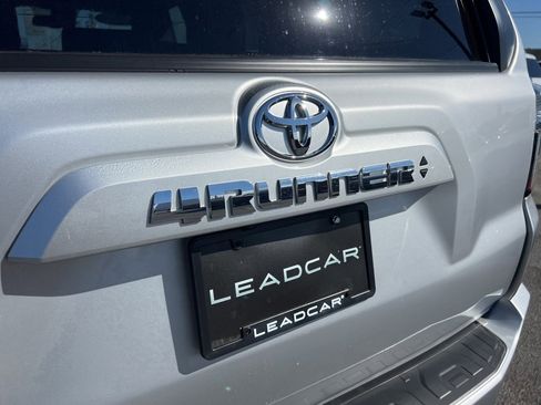 Used 2022 Toyota 4Runner SR5 Premium image 30