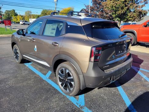 New 2026 Nissan Kicks SV AWD/4WD image 8