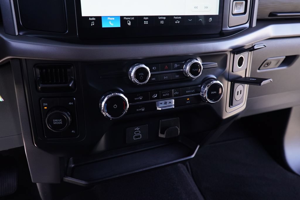 Used 2025 Ford F150 XLT w/ Equipment Group 301A Standard AWD/4WD image 14