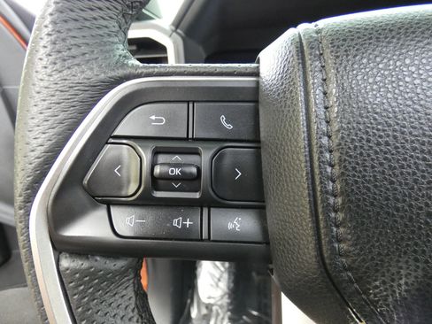 Used 2025 Toyota Tacoma TRD Off-Road w/ TRD Off Road Premium Package image 71