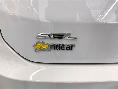 Used 2023 Ford Edge SEL AWD/4WD image 27