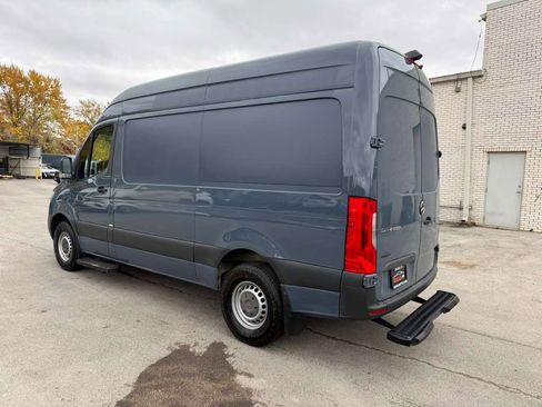 Used 2019 Mercedes-Benz Sprinter 144 image 6