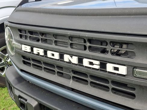 Used 2023 Ford Bronco Black Diamond w/ Sasquatch Package AWD/4WD image 4