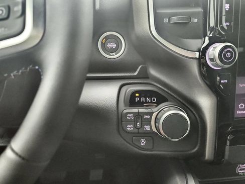 New 2026 RAM 1500 Big Horn AWD/4WD image 27