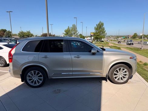 Used 2016 Volvo XC90 T6 Inscription w/ Protection Package Plus AWD/4WD image 6
