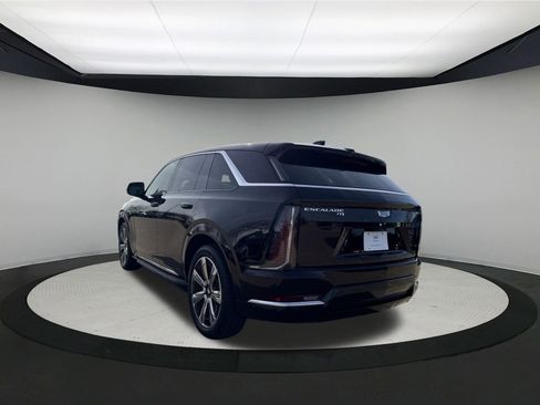 New 2025 Cadillac Escalade IQ Luxury 2 image 7