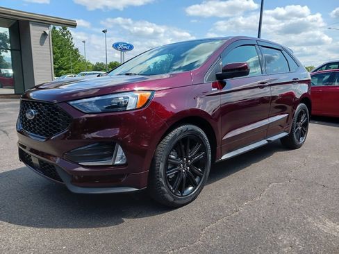 Used 2024 Ford Edge ST-Line w/ Class II Trailer Tow Package AWD/4WD image 1