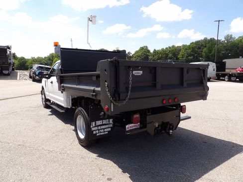 Used 2019 Ford F350 XL w/ Power Equipment Group RWD image 17