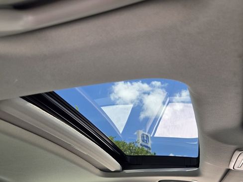 Certified 2025 Honda Accord SE image 16